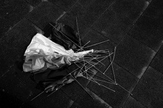 broken Umbrella | Fotografie  | 42 x 59.4 cm | 21 x 30 cm | 2022